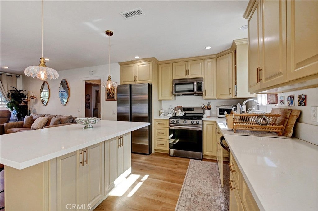 227 Oak