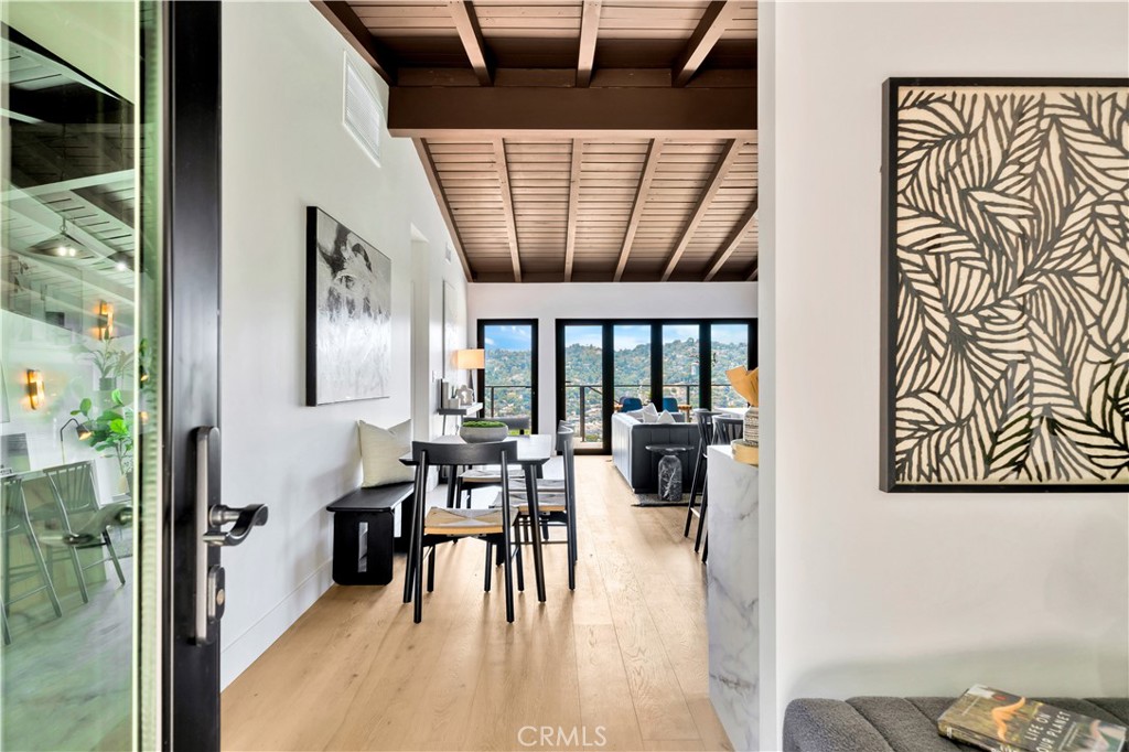 Properties 4 819 Montecito Drive