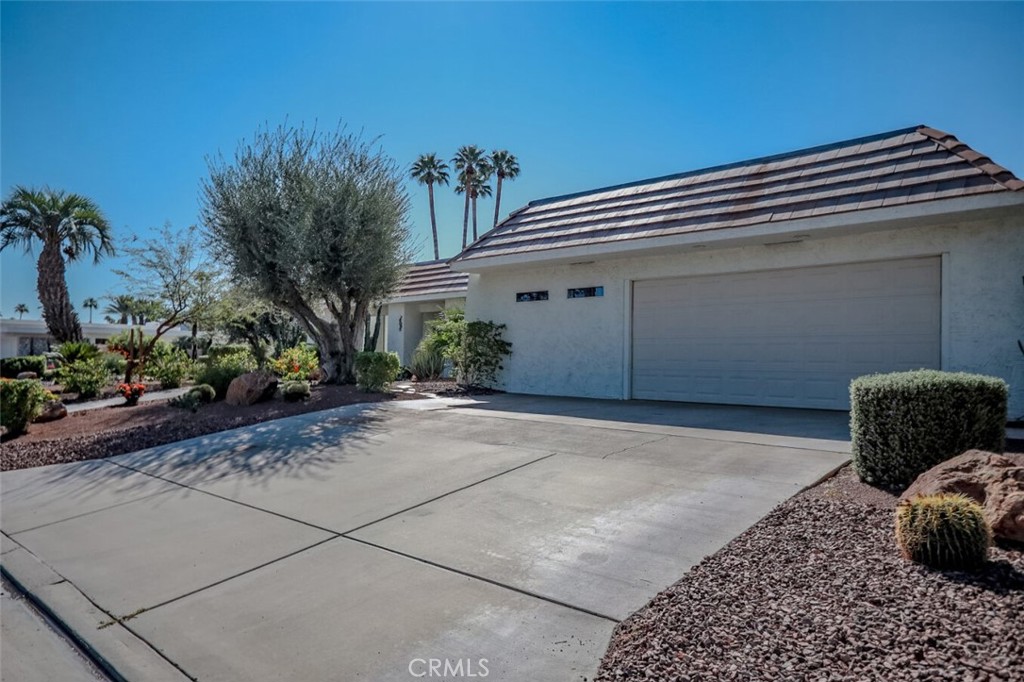 Indian Wells (32508) - Residential