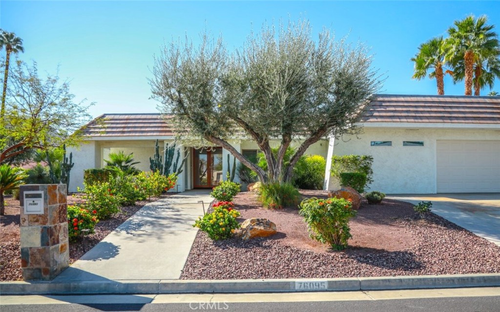 Indian Wells (32508) - Residential
