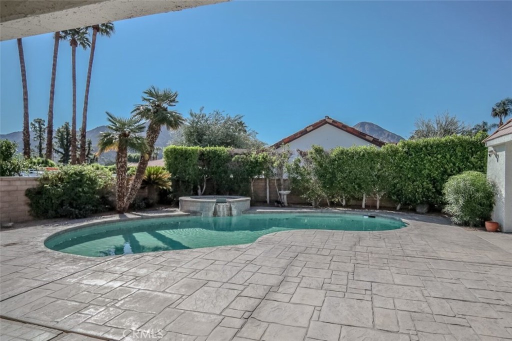Indian Wells (32508) - Residential