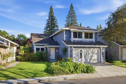 Photo of 1005 Cardiff Lane, Redwood City, CA 94061 (MLS # ML82038698)