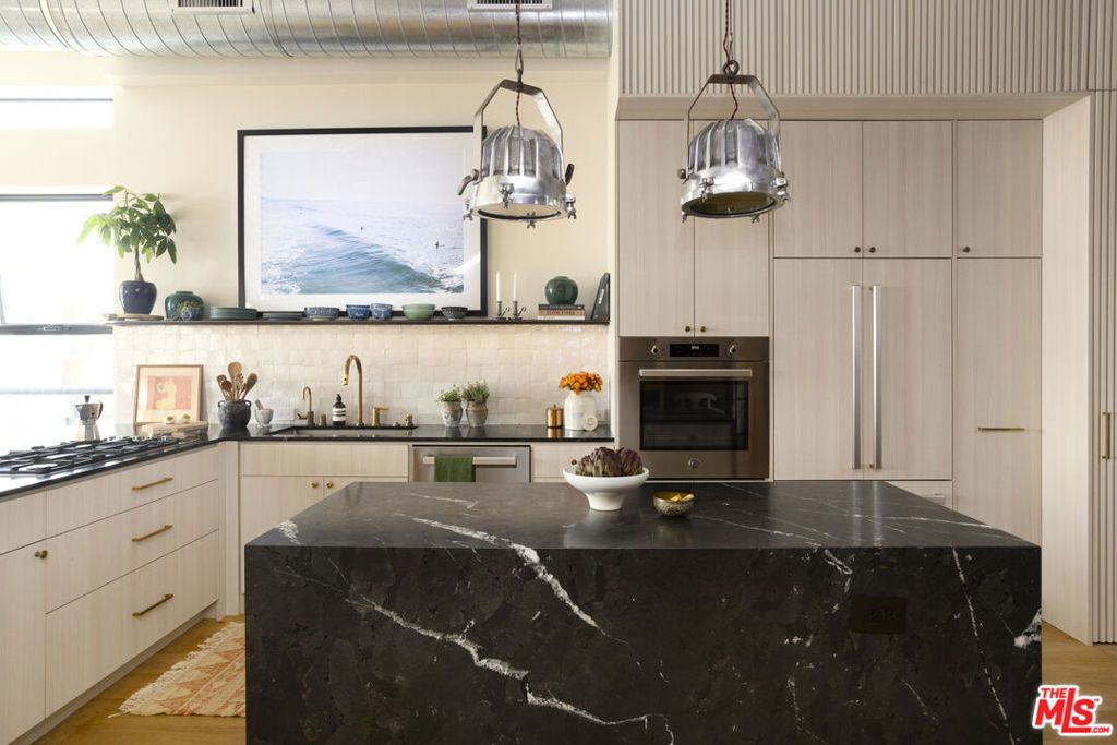 Photo of 4115 Glencoe Avenue #412, Marina Del Rey, CA 90292 (MLS # 26668961)