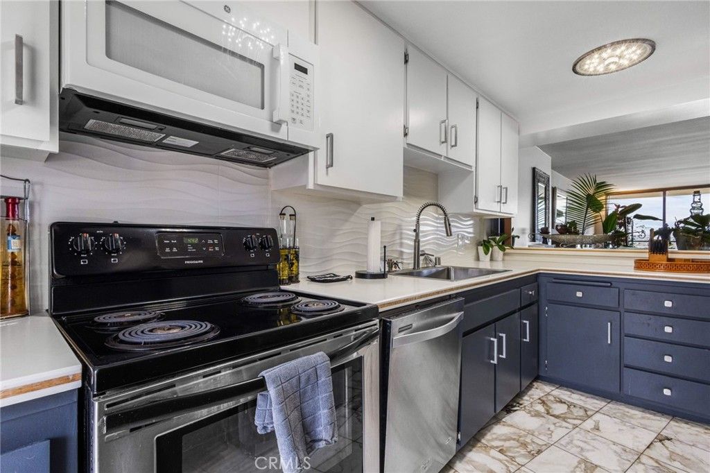 Photo of 4337 MARINA CITY DR. Dr #1041, Marina Del Rey, CA 90292 (MLS # PW26047666)