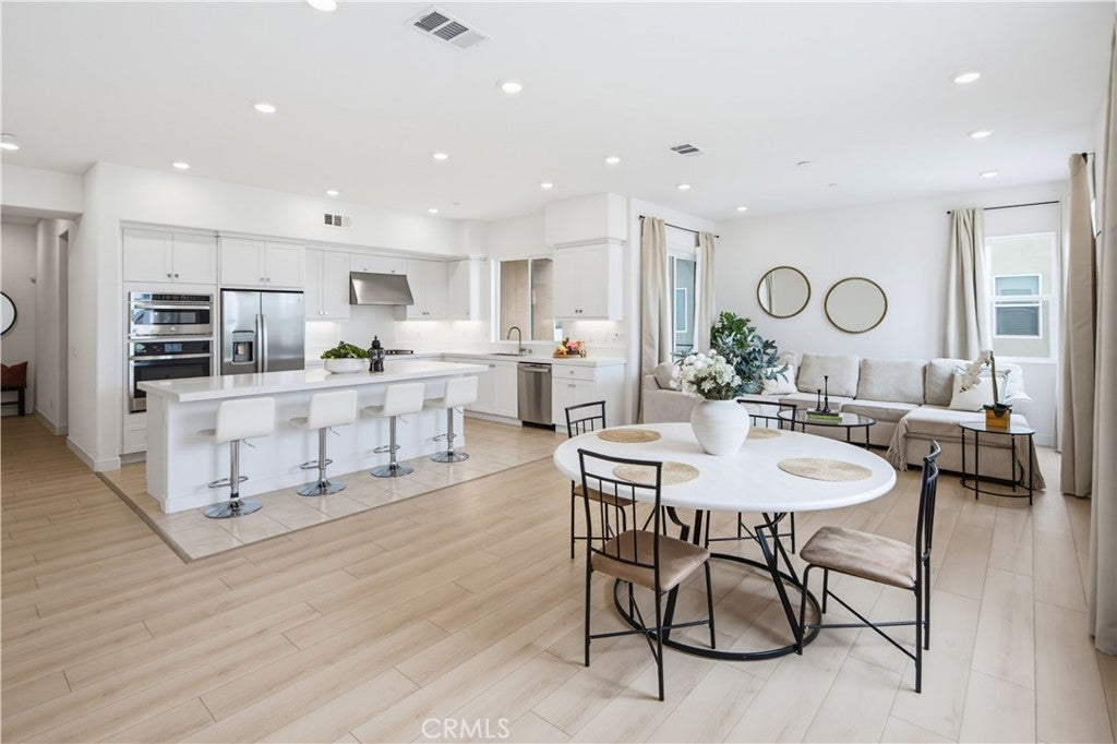 175 Sash, Irvine CA 92618 - Photo 11