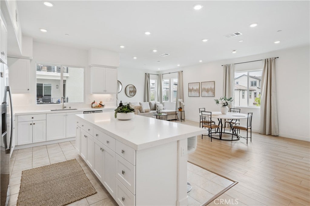 175 Sash, Irvine CA 92618 - Photo 8
