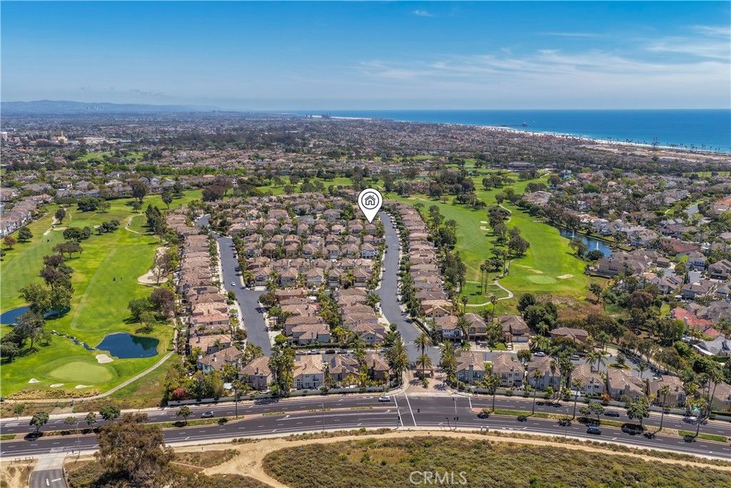Photo of 19076 Stonehurst Ln, Huntington Beach, CA 92648 (MLS # OC26053006)
