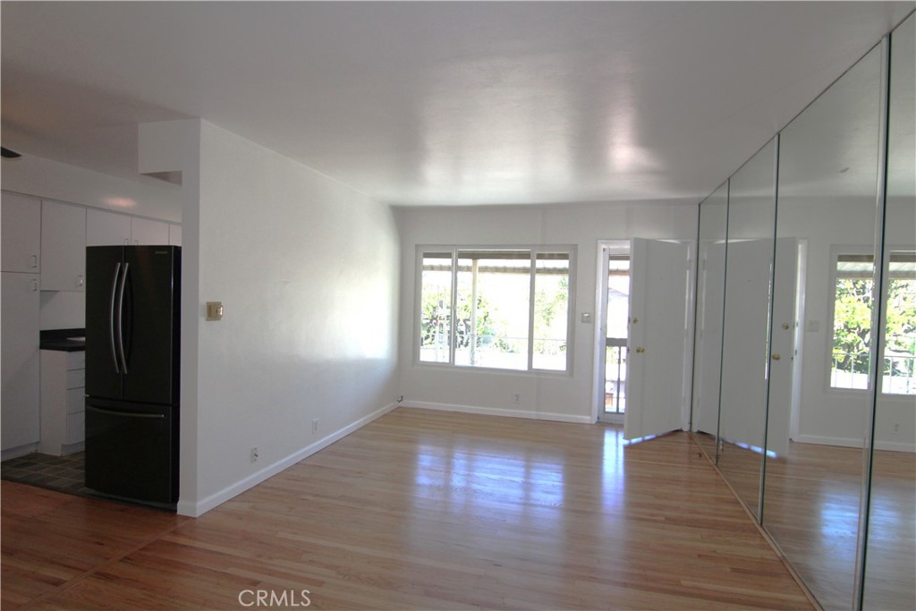 3130 E 2nd 10