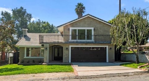 Photo of 160 Summit Road, La Verne, CA 91750 (MLS # CV25188541) Photo of 160 Summit Road, La Verne, CA 91750 (MLS # CV25188541)