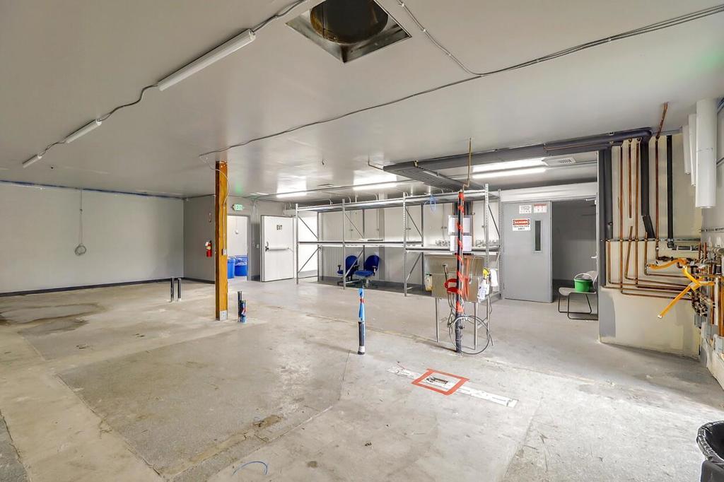 This property is located in GREEN ZONE which is approved for legal cannabis and any use. Perfectly set up for cannabis extraction. The warehouse was built in 1948, totaling 2279 sq ft with additional garage space in the back. The warehouse has many upgrades such as 400 AMP Electric panel, New HVAC system, Sprinklers systems, two large cooling rooms and much more. This is a perfect fit for owner-users, you can start making money from day one. This place is fully equipped and ready to operate. Investors who are looking for a good return, this place was recently leased for $12K per month. Seller is open for LEASE AS WELL. Please call LA for more details.