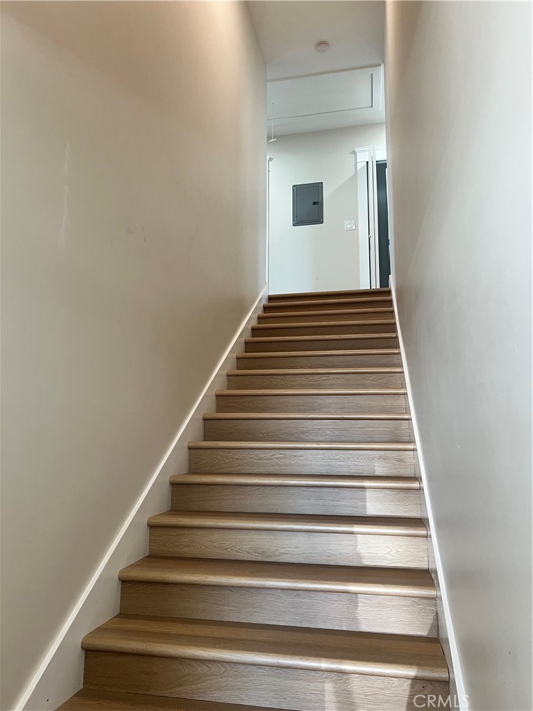 Alamitos Beach (AB) - Residential Lease