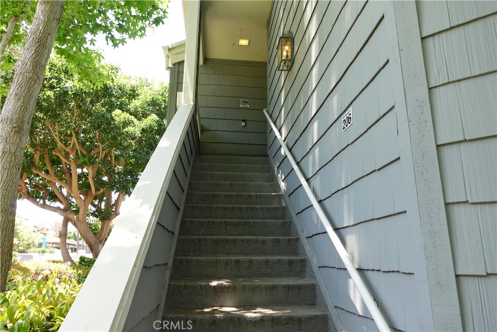 7262 Yellowtail Dr 206