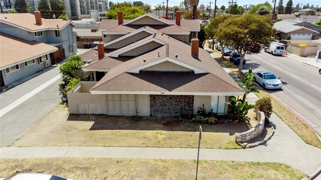 12741 Groveview