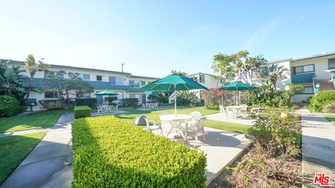 Photo of 2033 Euclid Street #7, Santa Monica, CA 90405 (MLS # 26664125)