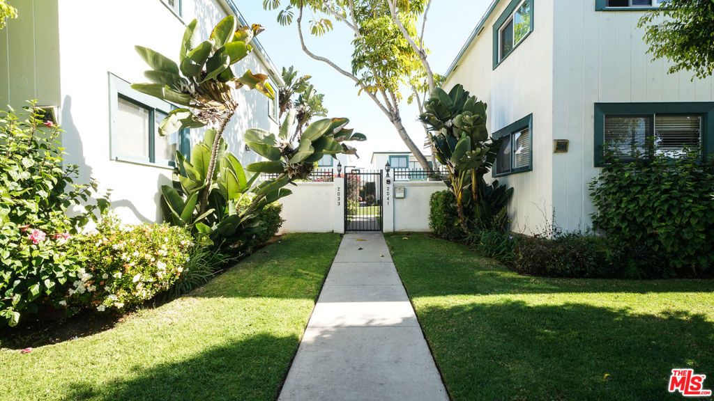 Photo of 2033 Euclid Street #7, Santa Monica, CA 90405 (MLS # 26664125)