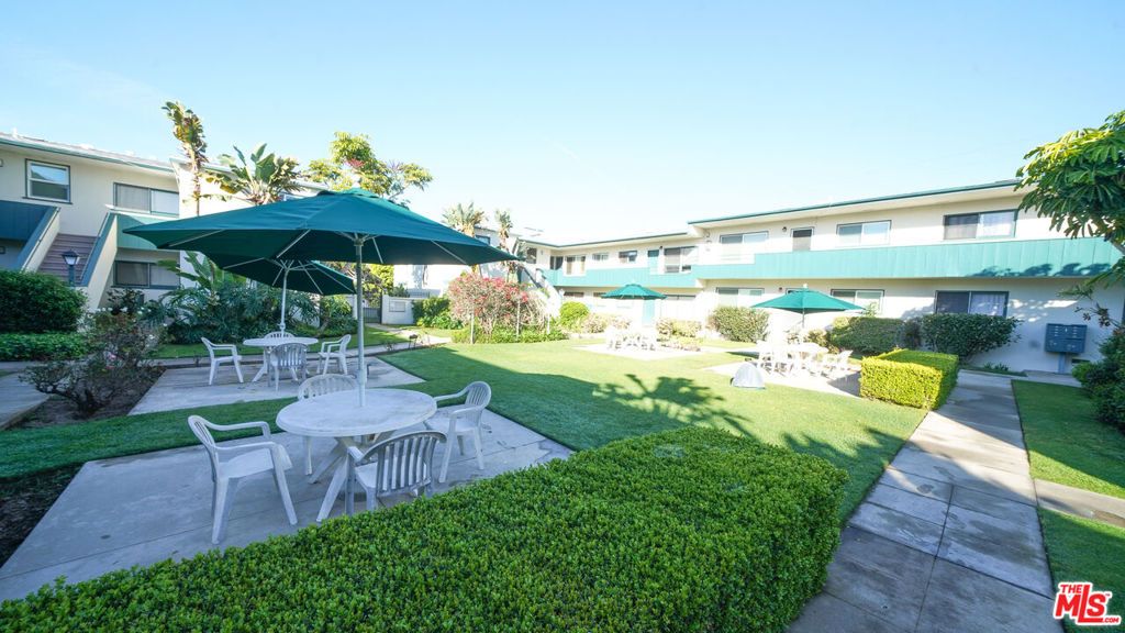 Photo of 2033 Euclid Street #7, Santa Monica, CA 90405 (MLS # 26664125)