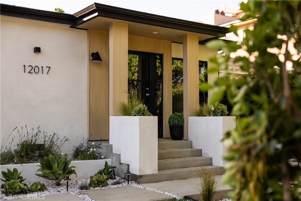 12017 Herbert ST, Los Angeles CA 90066