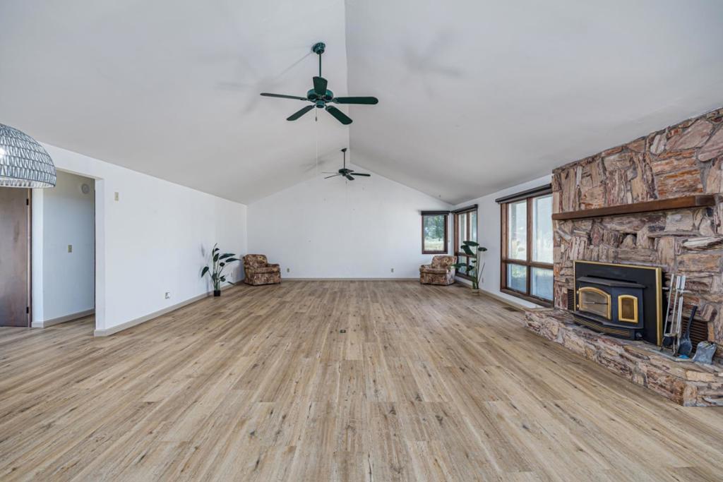 3205 Fifield Road