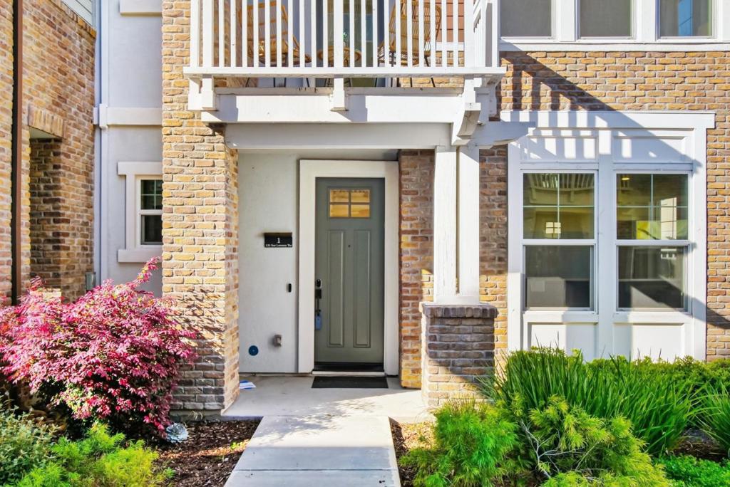535 San Lorenzo Terrace 1, Sunnyvale CA 94085