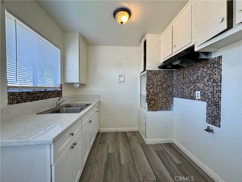 13534 Ramona Boulevard E