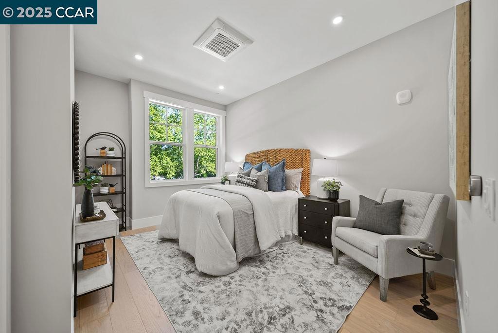 DANVILLE - Residential