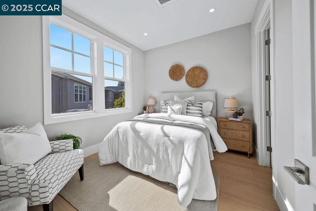 DANVILLE - Residential