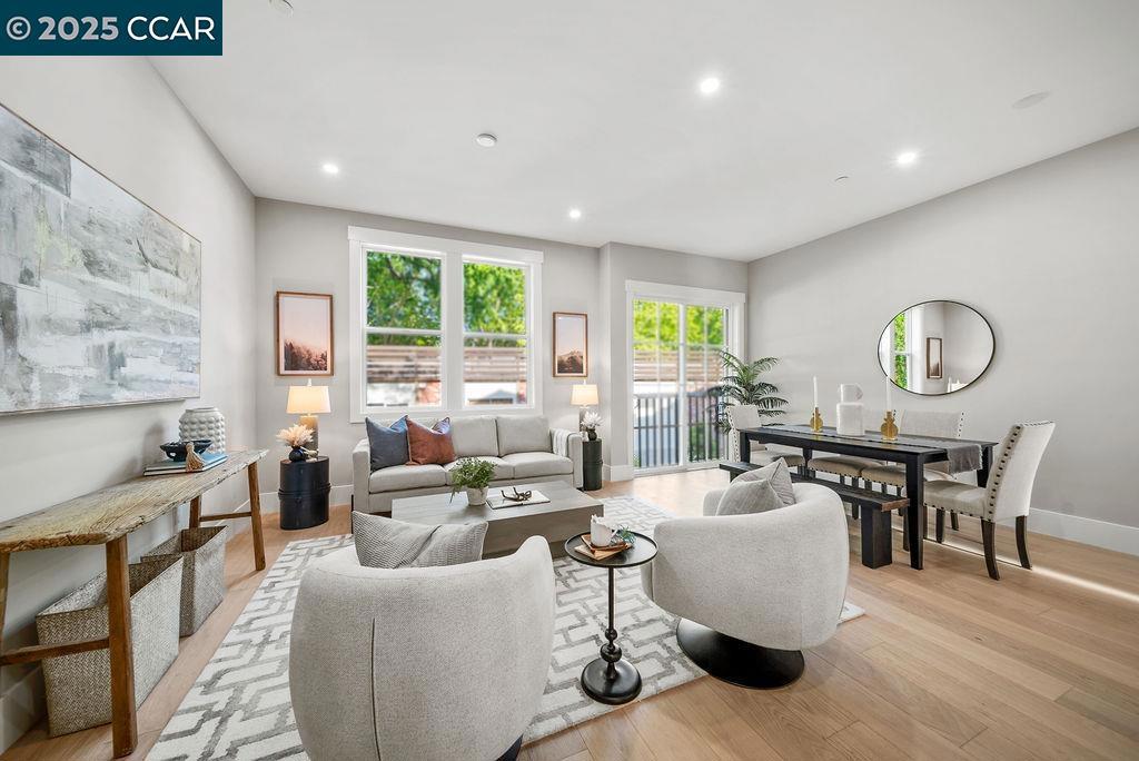 DANVILLE - Residential