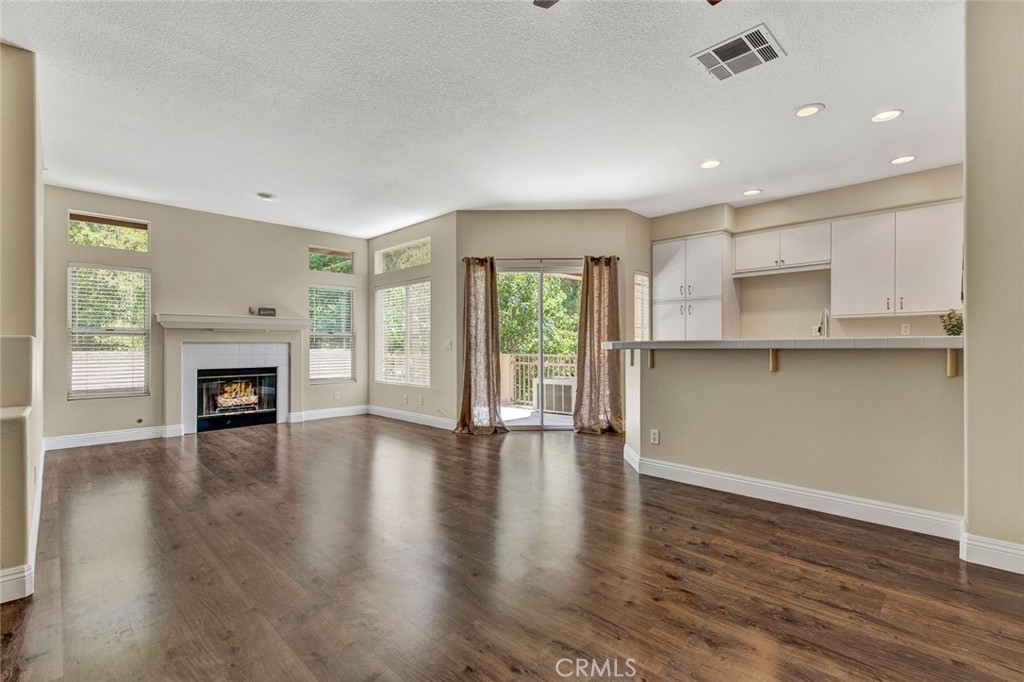 1292 S Country Glen Way