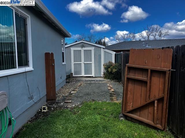 253 Lansing Way