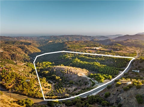 Photo of 22103 Carancho Rd, Temecula, CA 92590 (MLS # SW26176850)