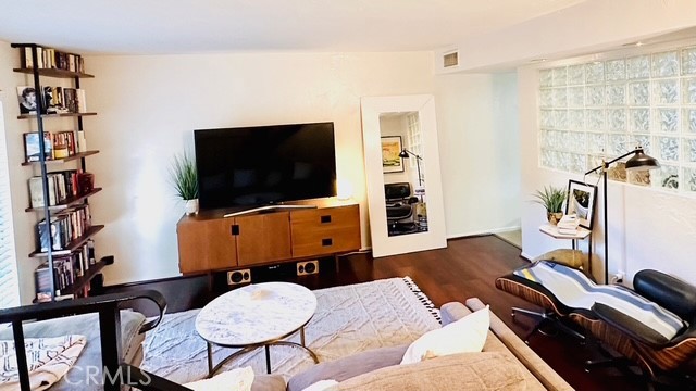 Liberty Canyon Townhomes (861) - Residential