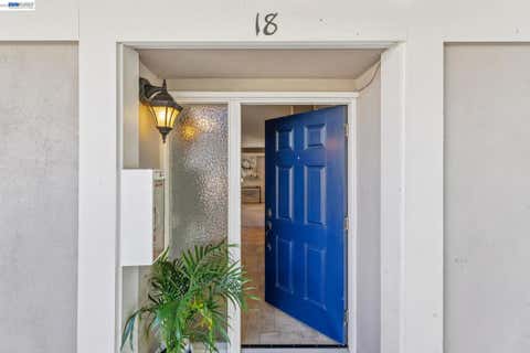 Photo of 2133 Donald Dr DR #18, Moraga, CA 94556 (MLS # 41143545)