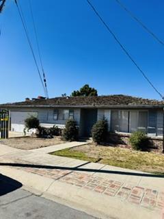 Properties 1 445 Belle St.