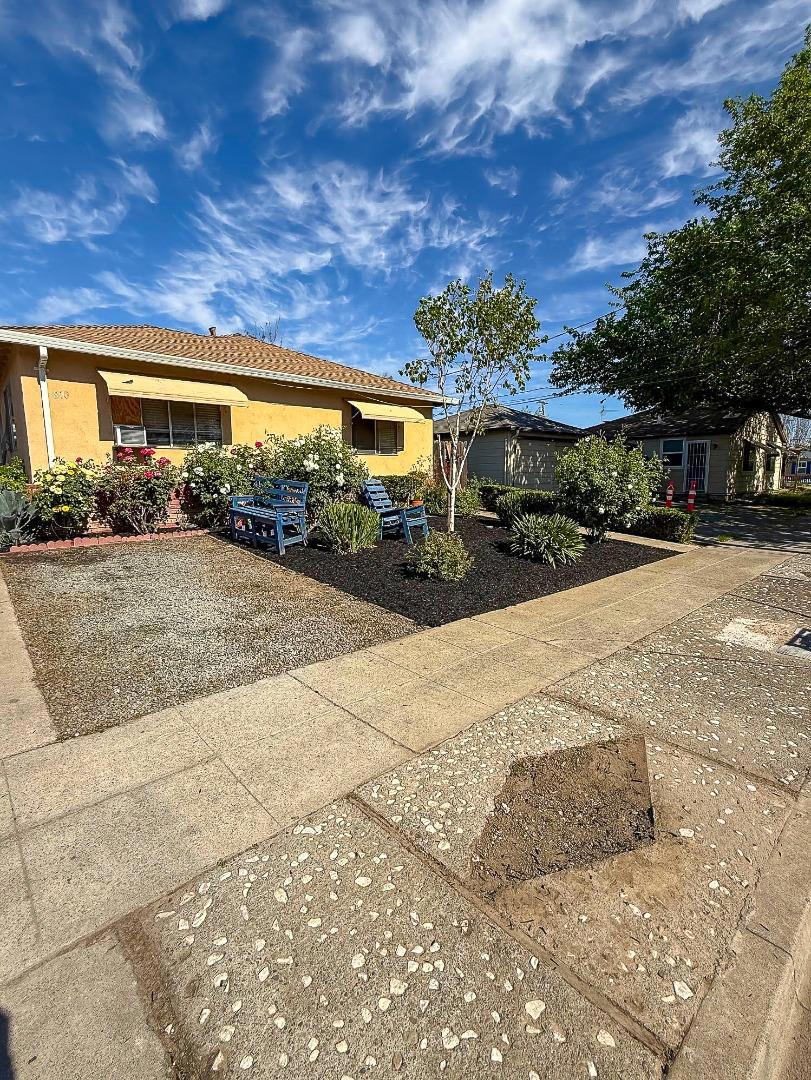 820 N 16th Street