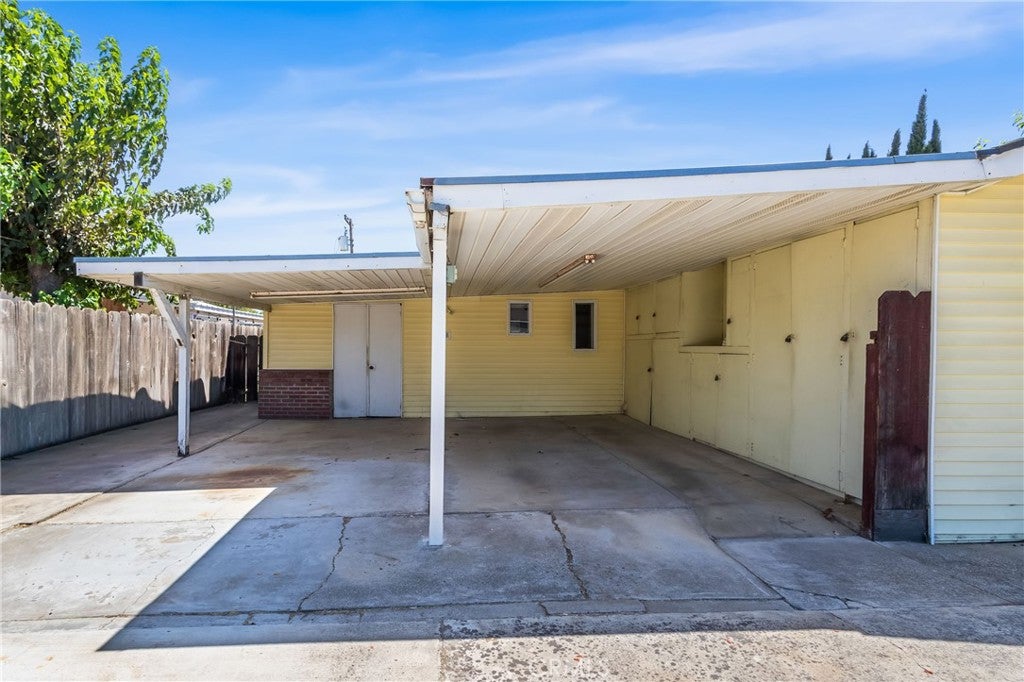 1163 Santa Lea