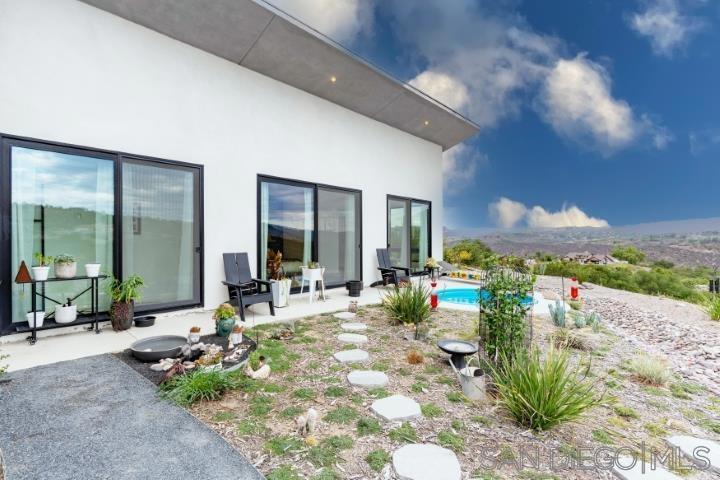 1615 Vista Del Lago