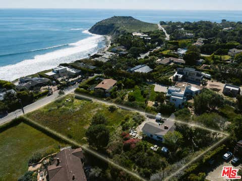 Photo of 29029 Cliffside Drive, Malibu, CA 90265 (MLS # 26869749)