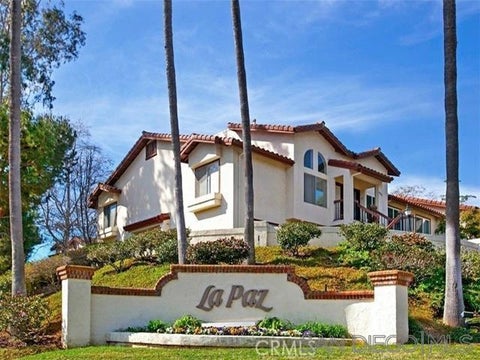 Photo of 4065 Porte La Paz #155, San Diego, CA 92122 (MLS # 260023251SD)