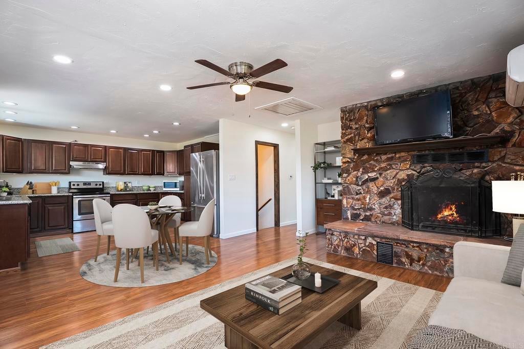 24541 MANZANITA DR