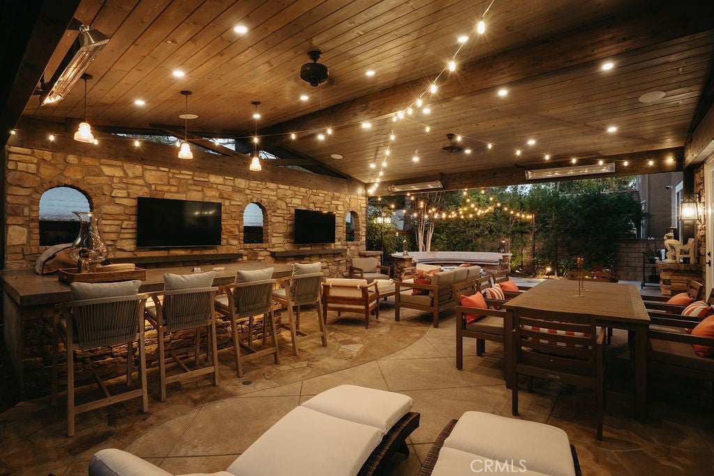 2555 Reynolds Drive