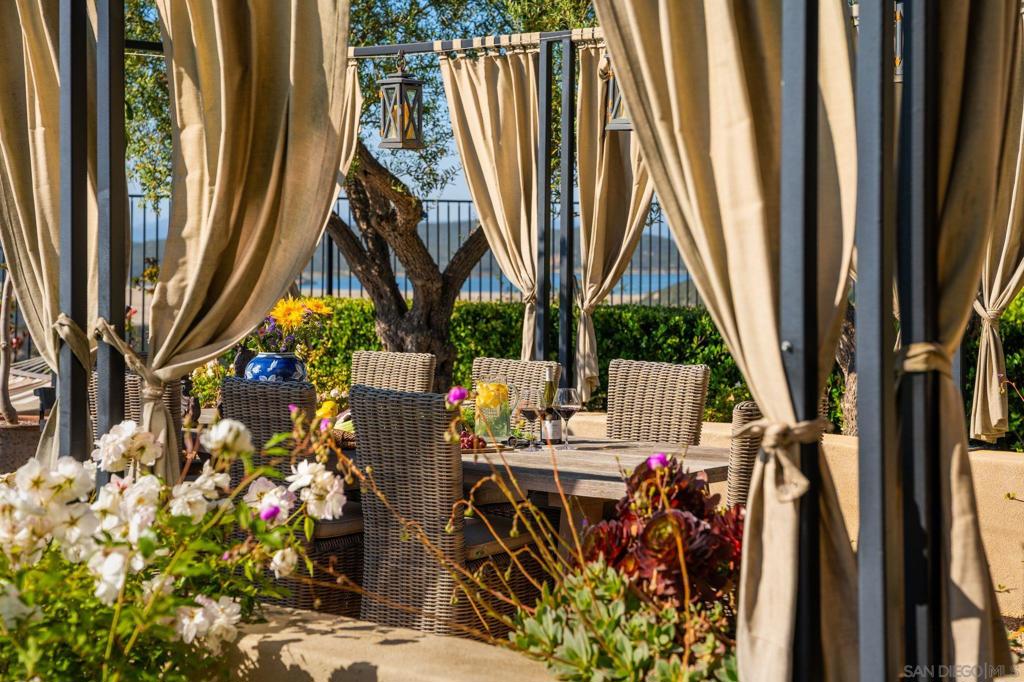 Rancho Santa Fe - Residential