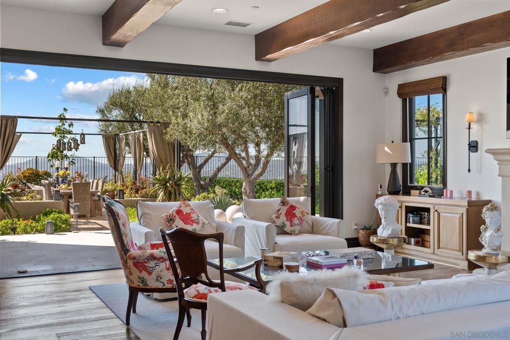 Rancho Santa Fe - Residential