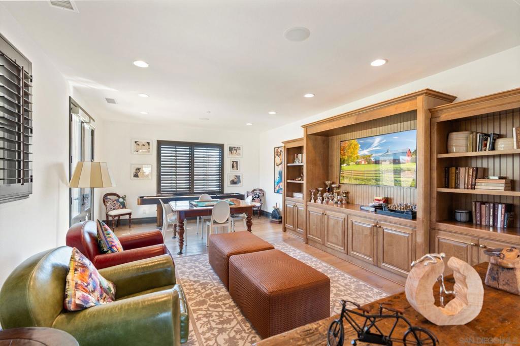 Rancho Santa Fe - Residential