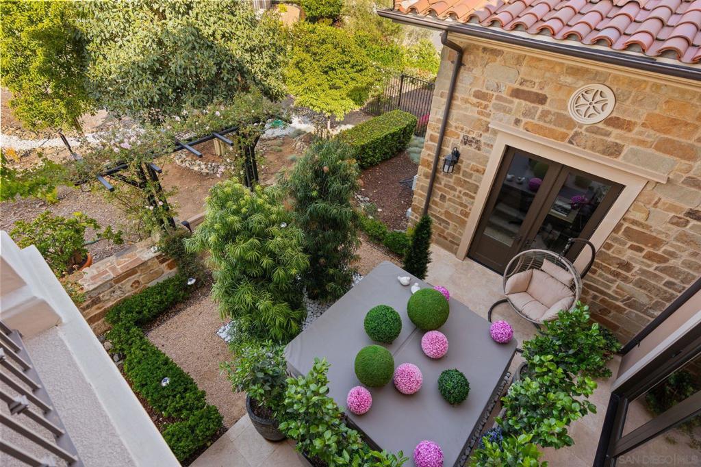 Rancho Santa Fe - Residential