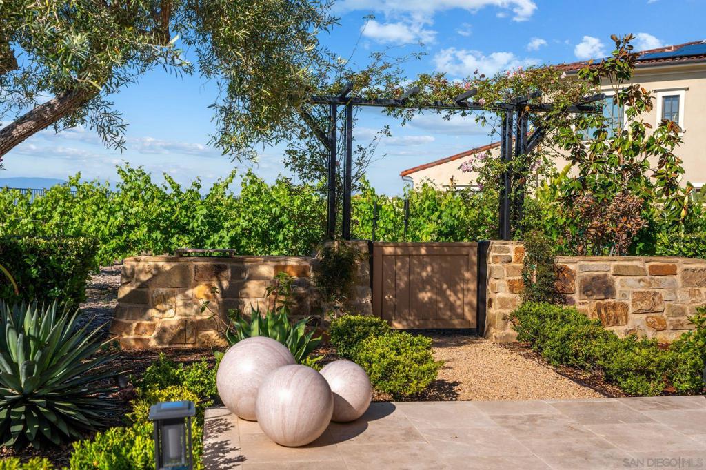 Rancho Santa Fe - Residential