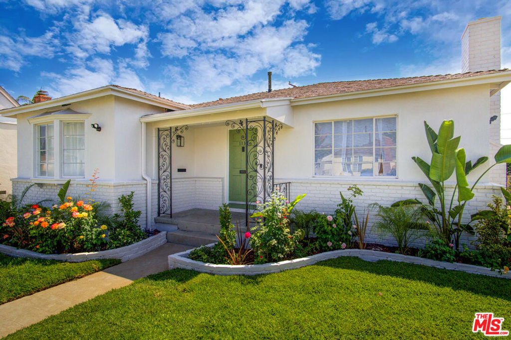 1132 Azalea Drive