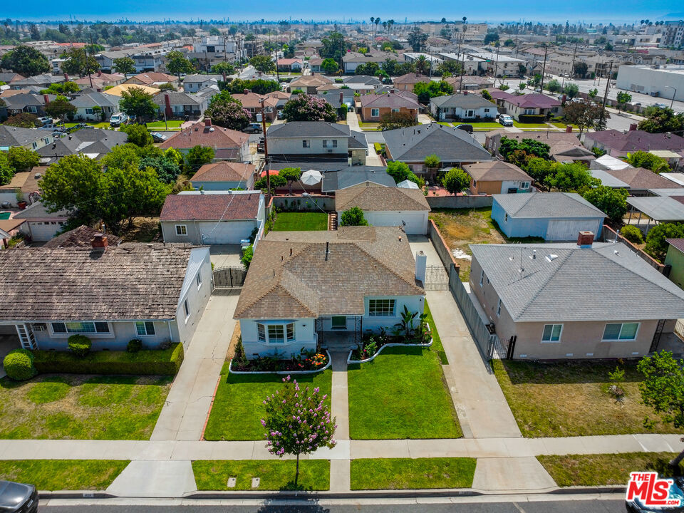 1132 Azalea Drive