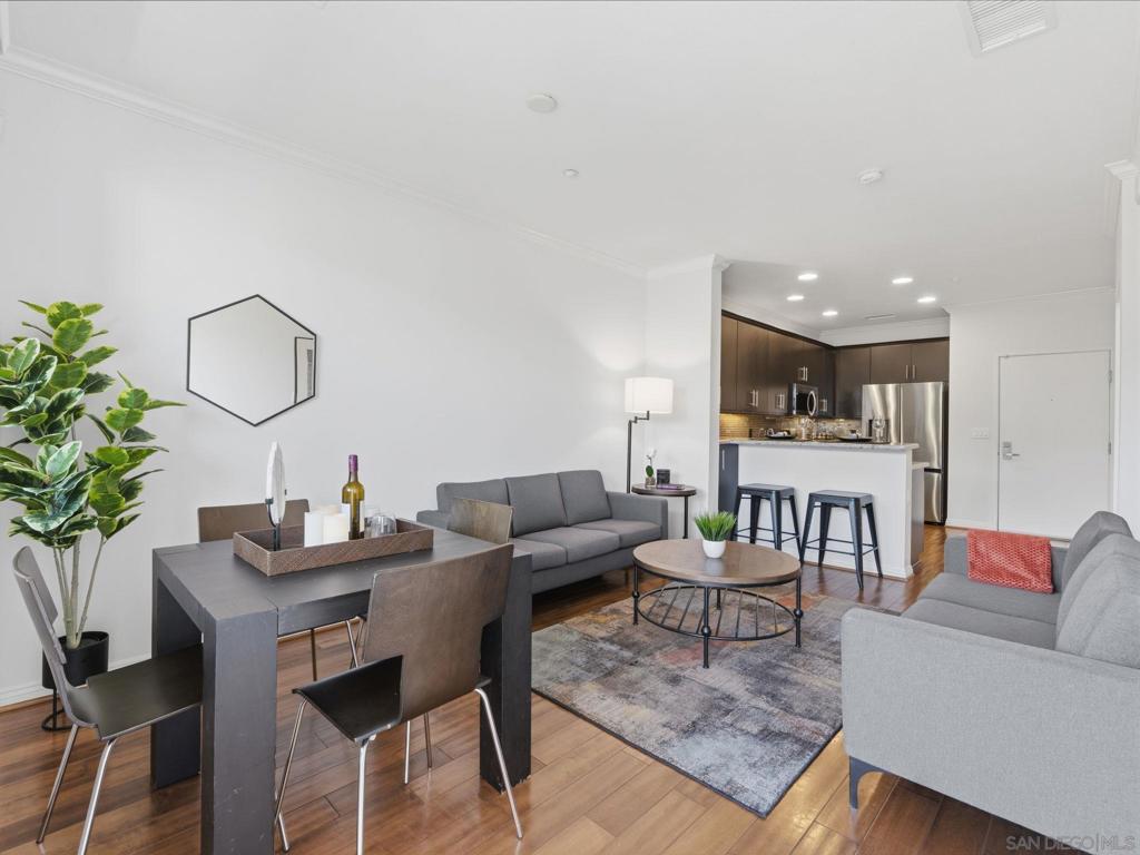 3687 4th Ave 313