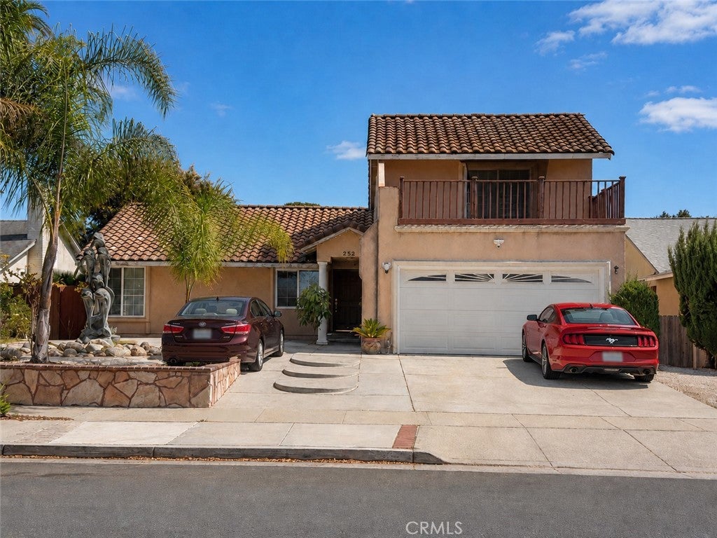 252 Martinvale LN
