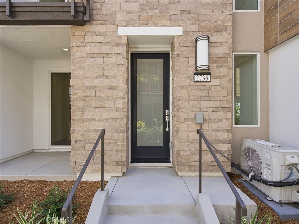 2736 Everly Drive